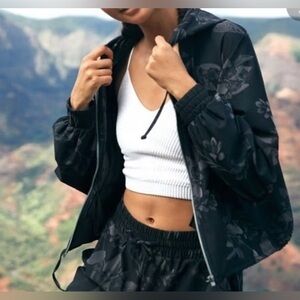 Spiritual gangster windbreaker jacket and shorts set